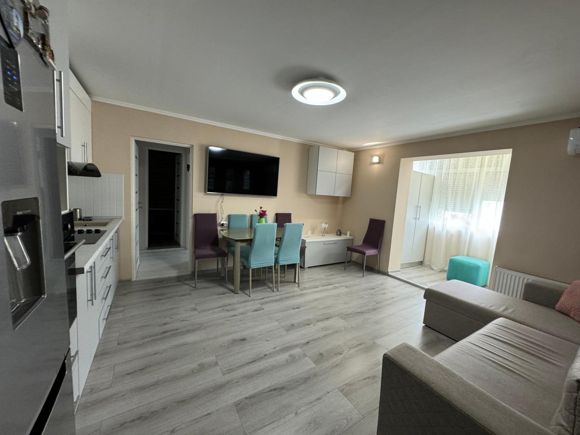 Maya Home Oradea Exteriör bild