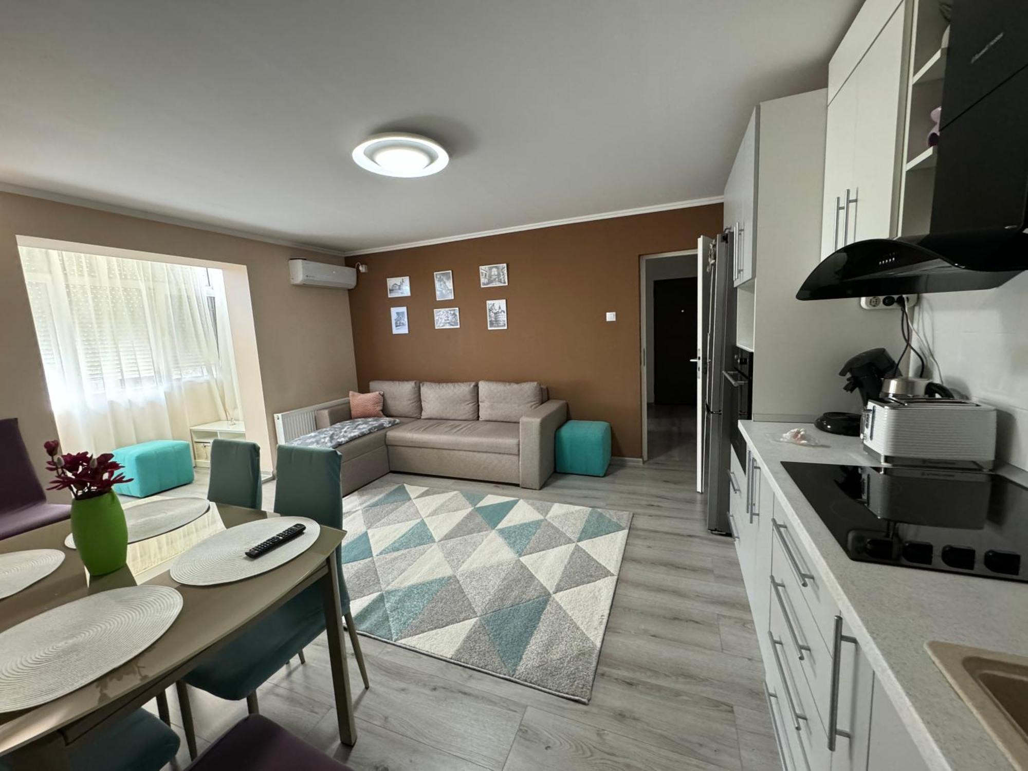 Maya Home Oradea Exteriör bild